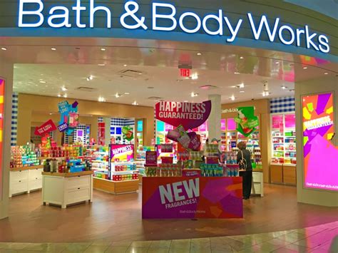 how many bath and body works stores in usa